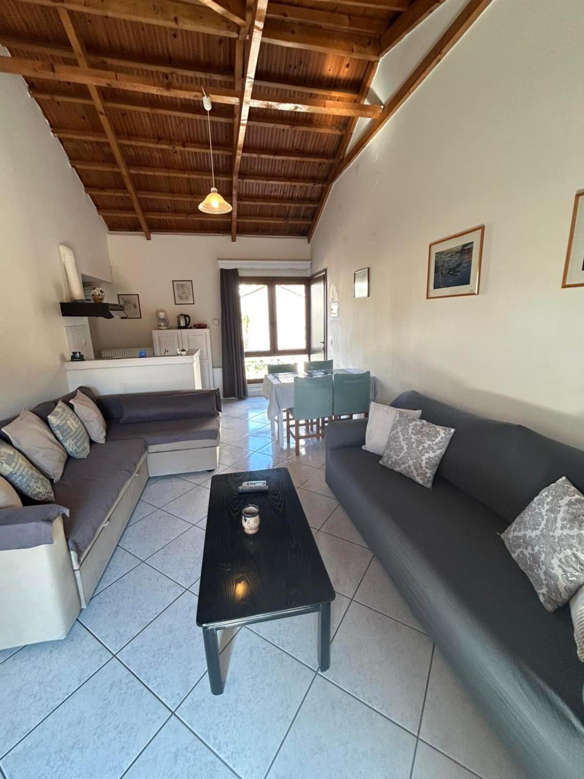 פטרה Roxani Studios-Apartments חדר תמונה